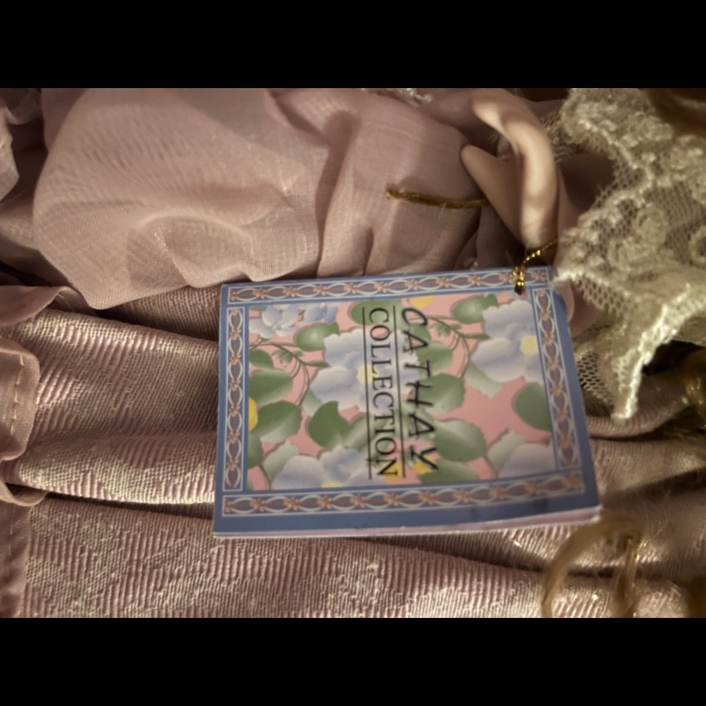 Porcelain Doll - Picture 12 of 14